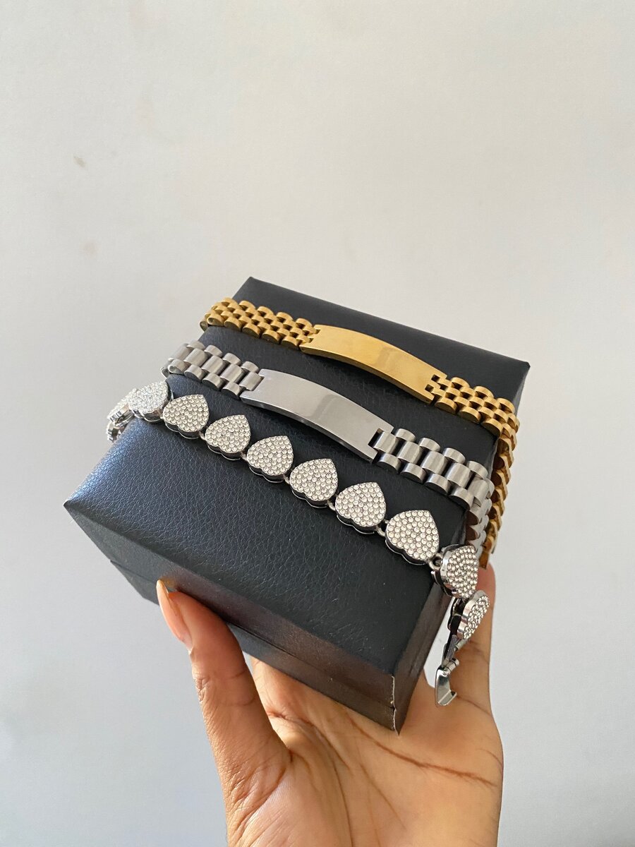 Bracelet