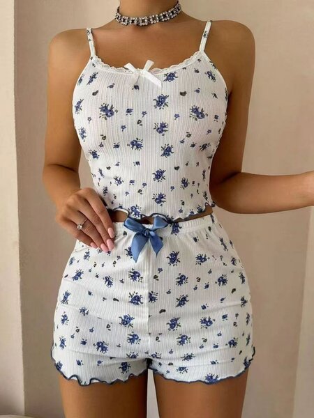 Pyjama court femme élégant