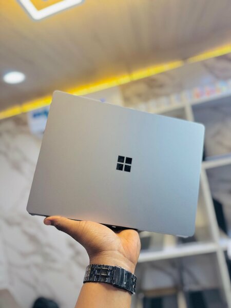 MICROSOFT SURFACE