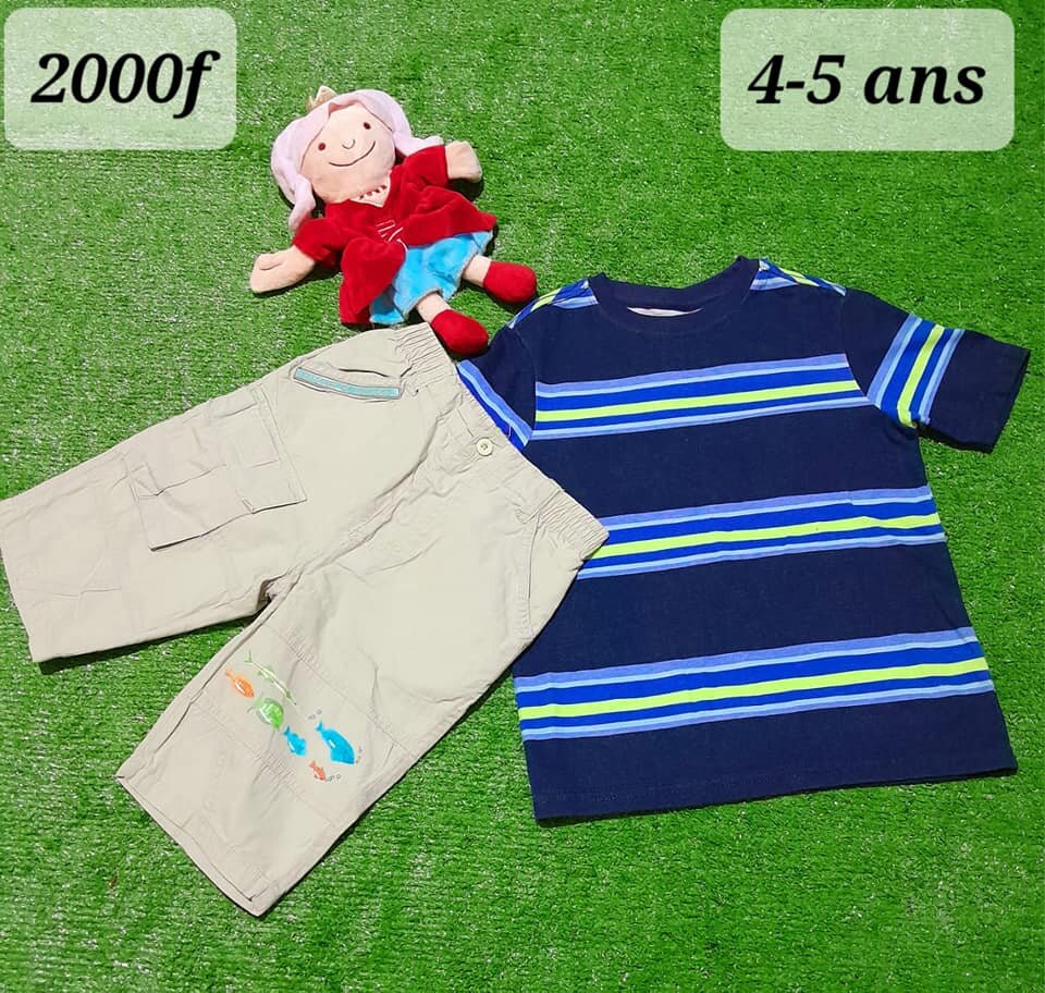 Tenue du garçon, short + T-shirt 4-5 ans