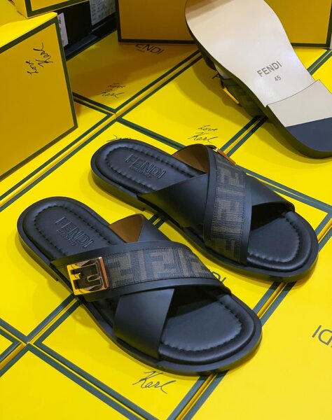 Men slippers