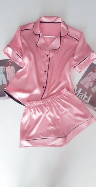 Pyjama Satin Femme Élégant