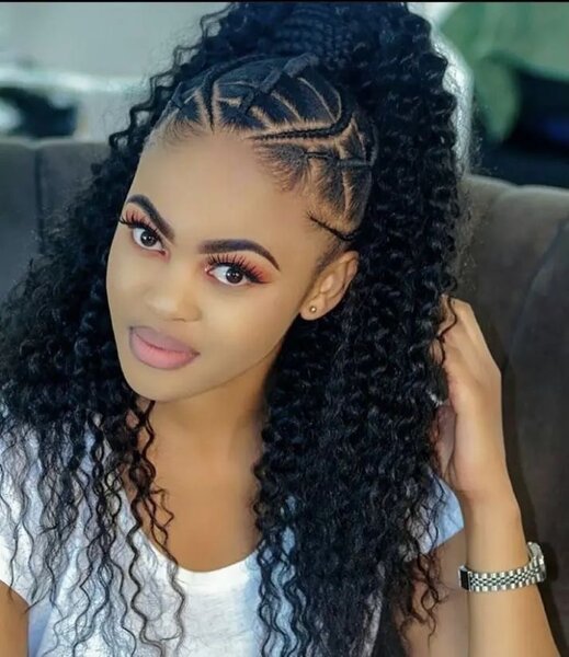 Postiche kinky curly