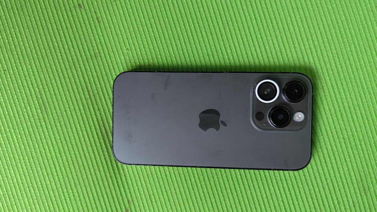 iPhone 14 pro.