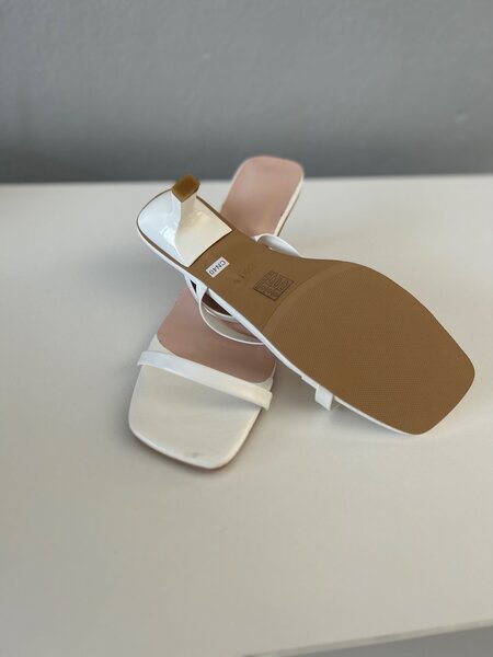 Size 5 unlabeled
