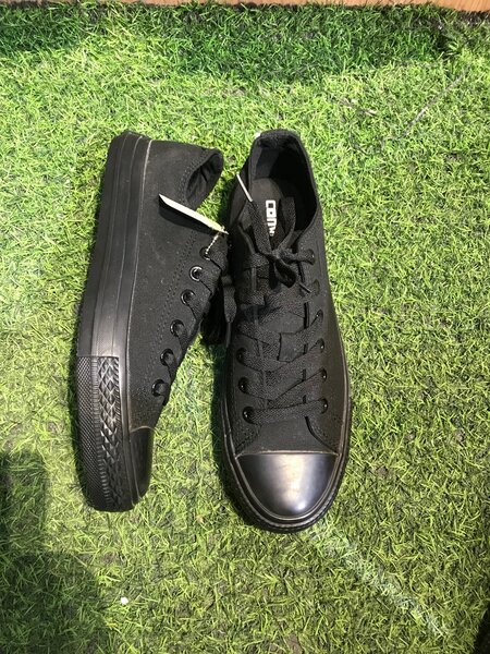 Converse and sabago