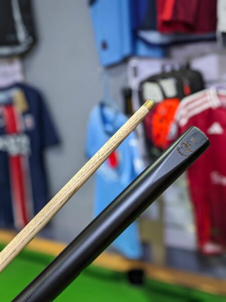 Cue (Pool) Sticks