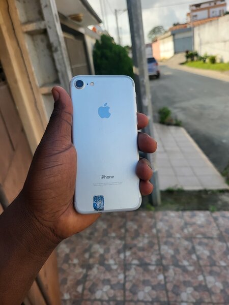 iPhone 7