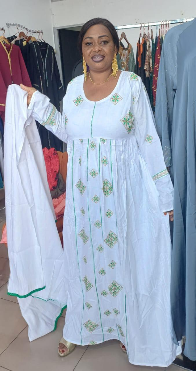 Boubou blanc