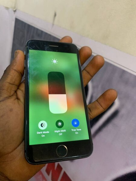 iPhone 8