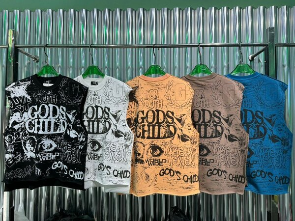 Sleeveless tees