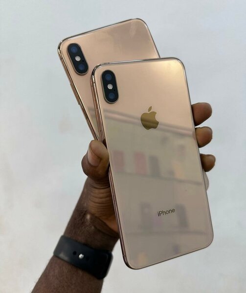 iPhone XsMax *64GB
