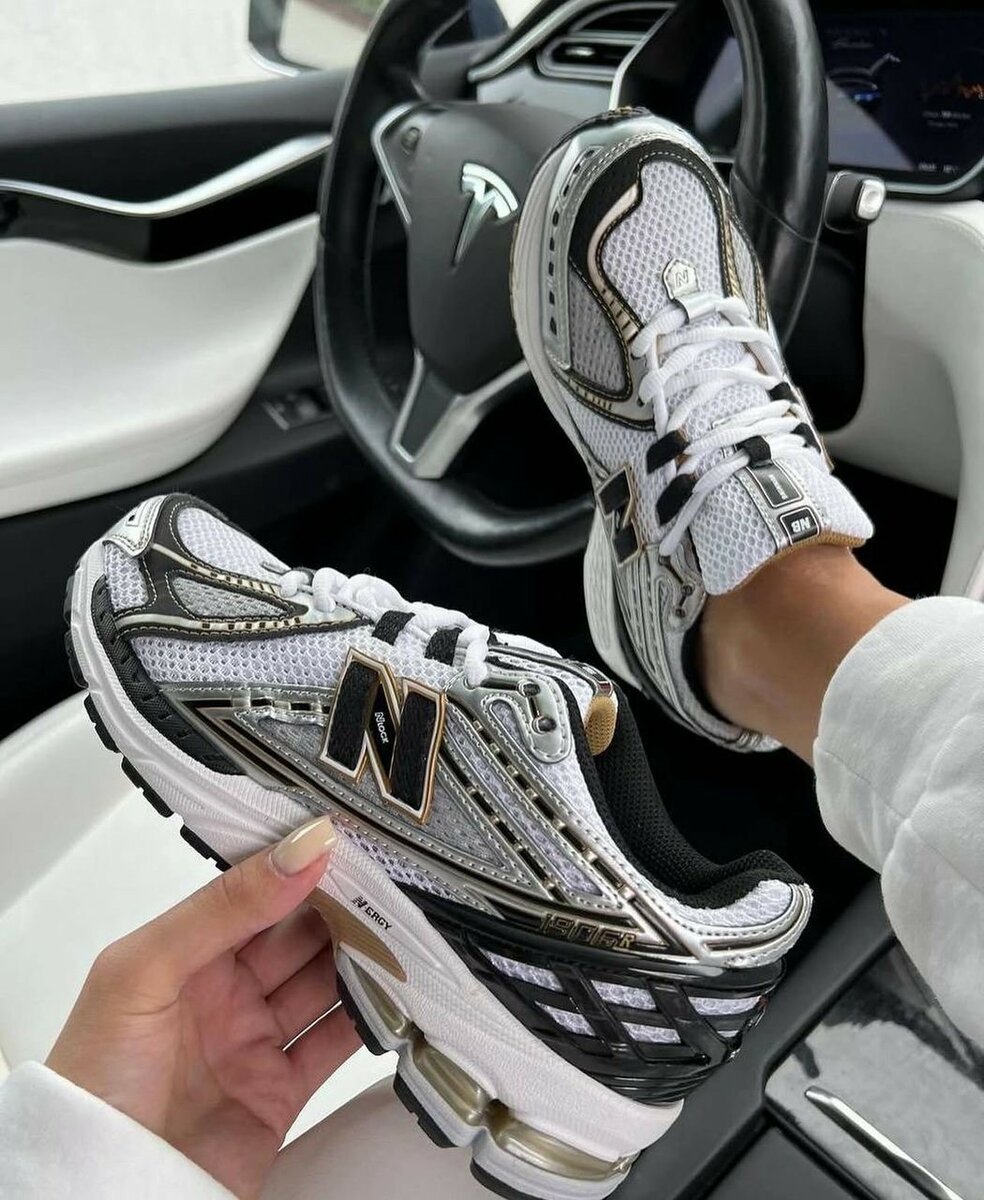 NEW BALANCE 1906