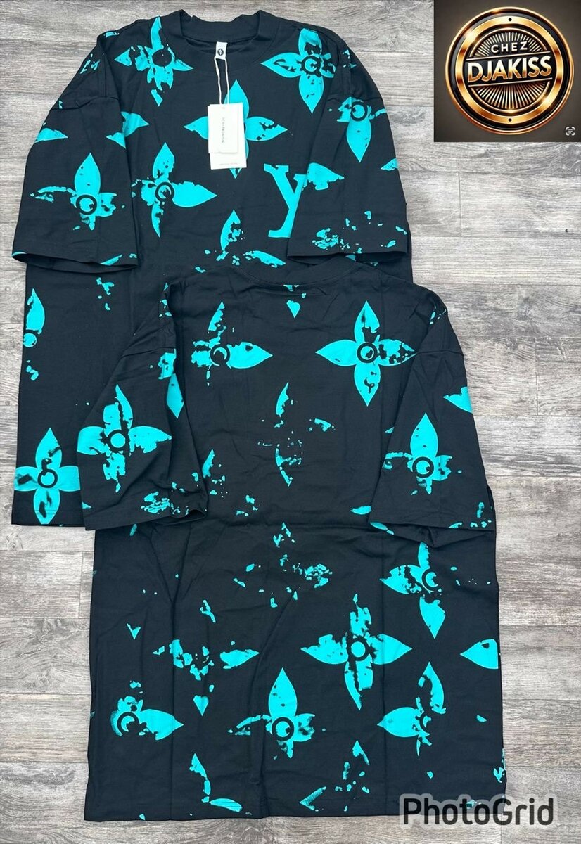 T-shirt à motif fleuri bleu