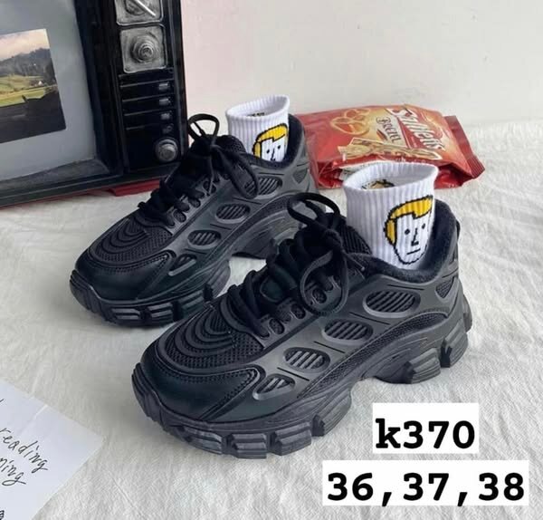 Ladies Sneakers