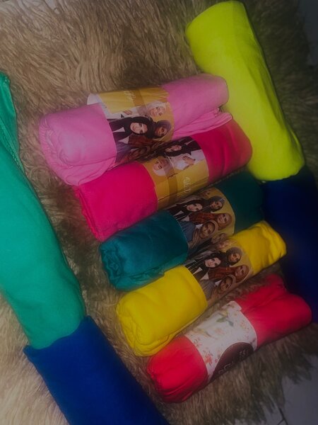 Foulards colorés en coton