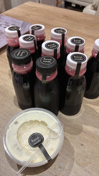 Fresh Bissap and yogurt