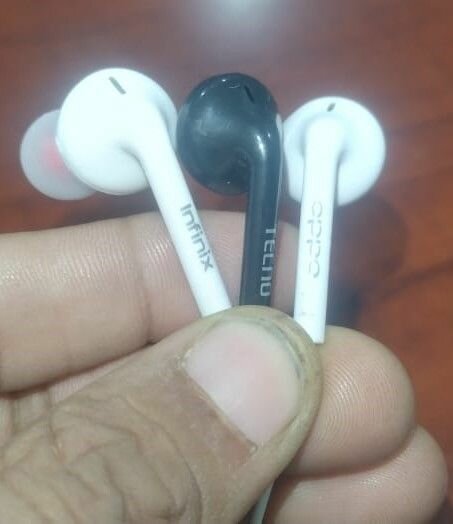 St12 hand free