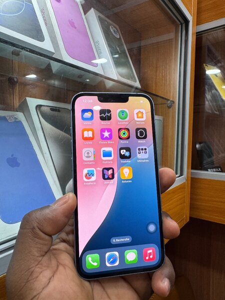 iPhone 14 simple