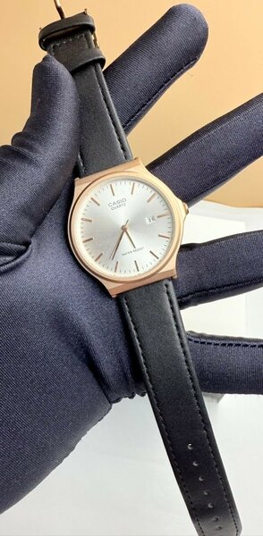 Montre Casio Quartz Élégante