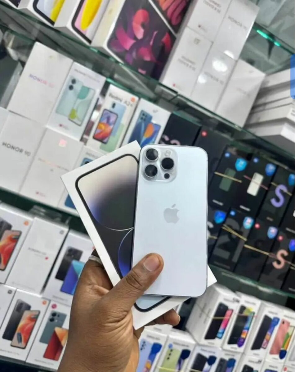 IPHONE 14 PRO MAX