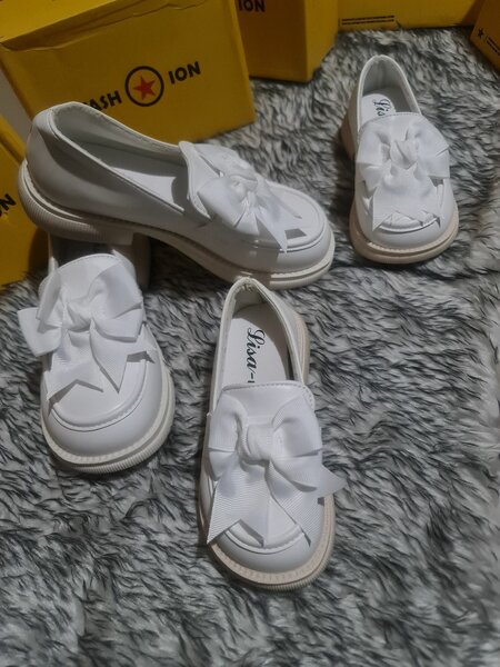 Girls Shoes: