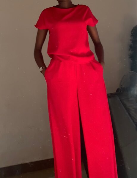 Ensemble élégant rouge