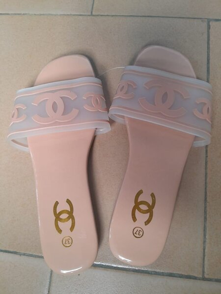 Jolie sandales