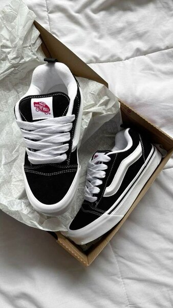Vans Knu old Skool ( original dans carton )