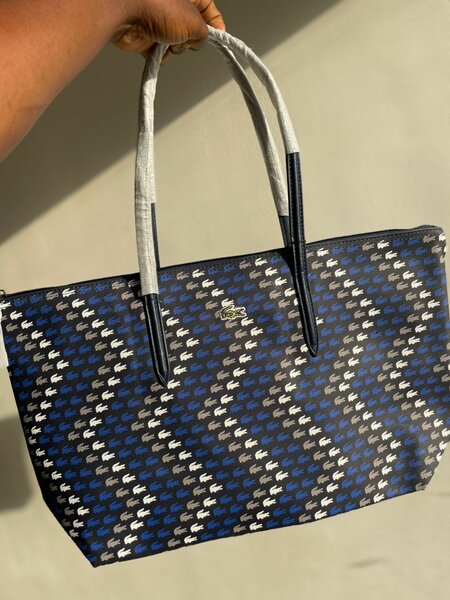 Sac lacoste en toile tendance