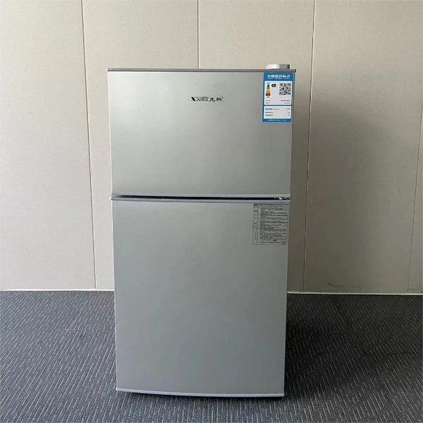 Double door refrigerator