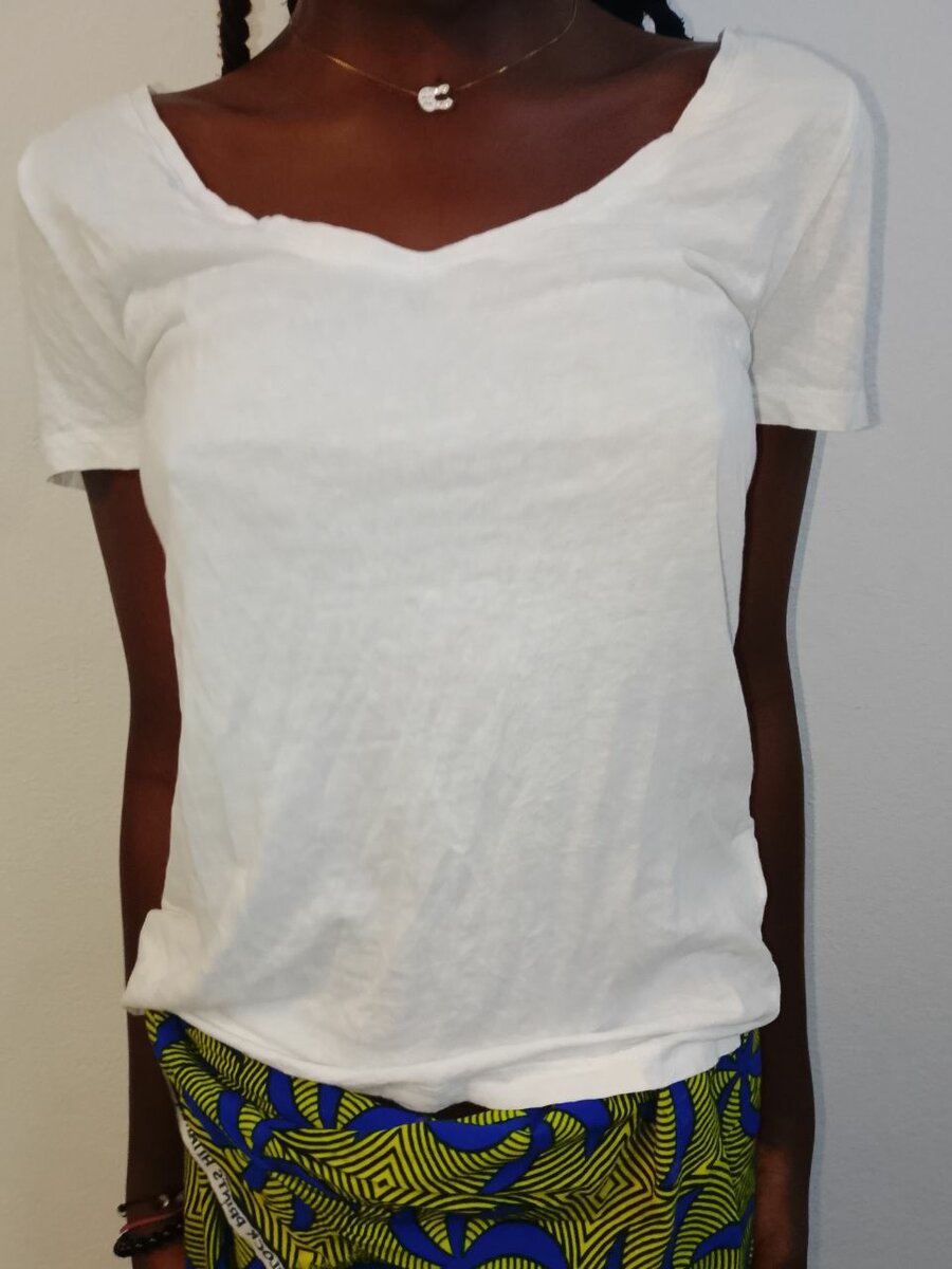 T-shirt blanc col en V femme