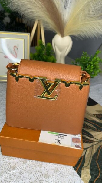 Sac LV marron foncé