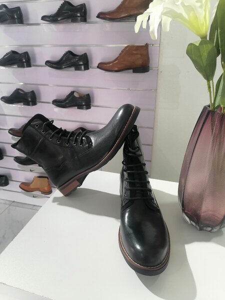 BILLIONAIRE BOOTS