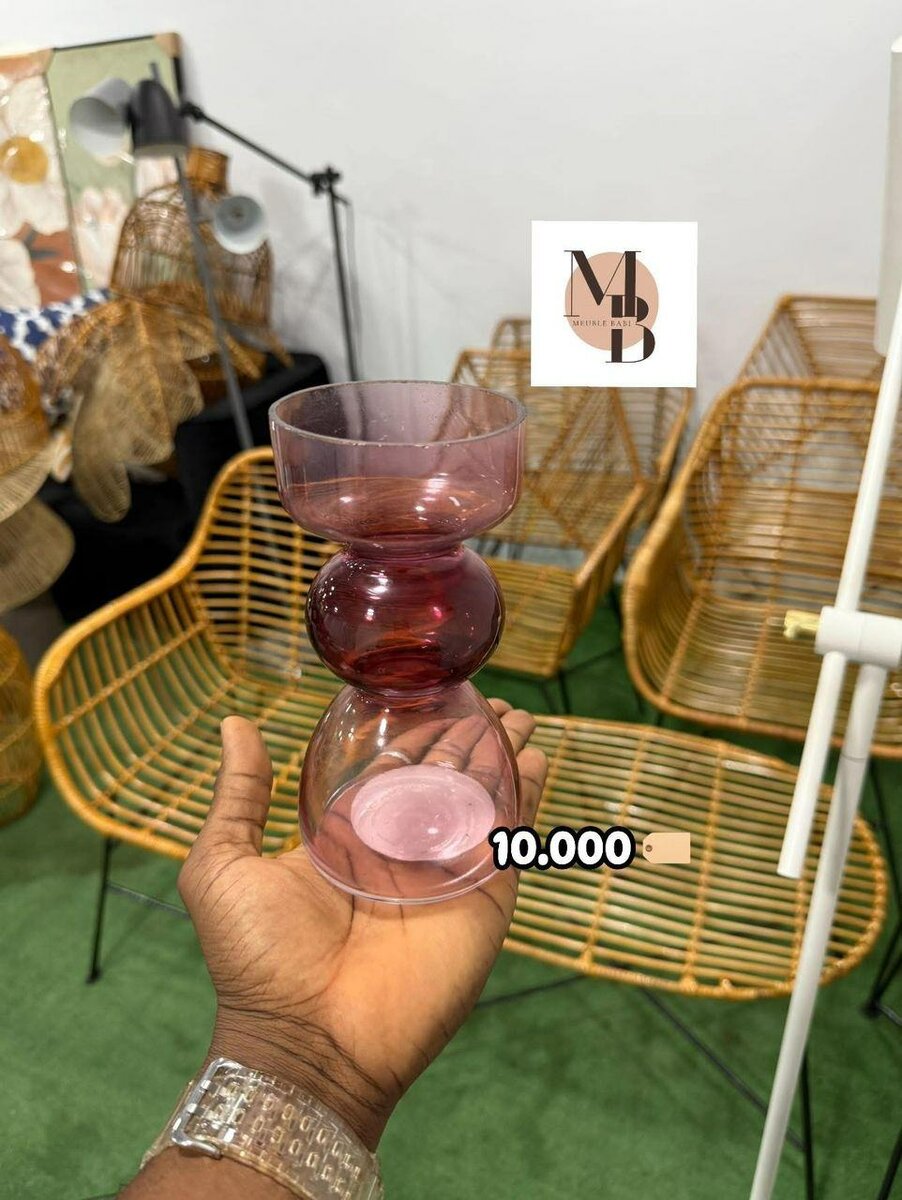 Vases décoratifs modernes