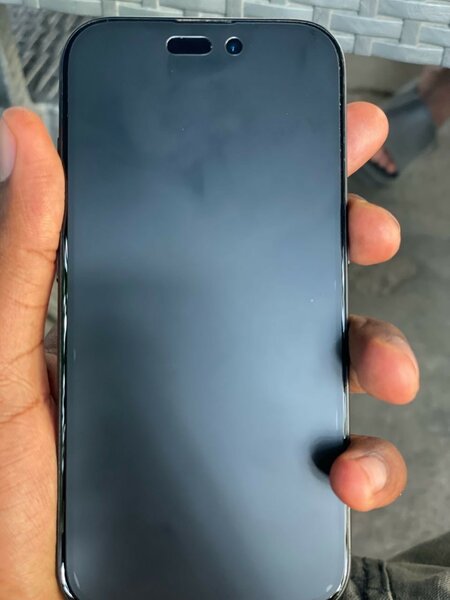iPhone 15 simple