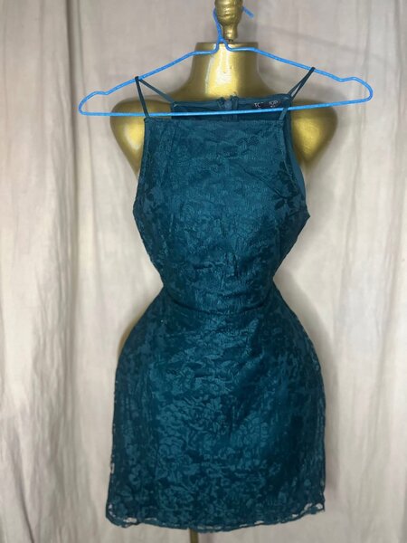 Robe courte