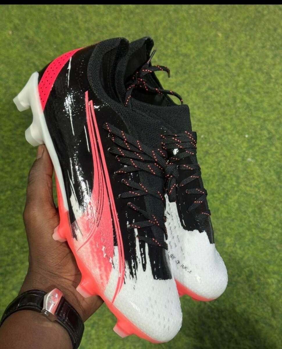Dynamic Soccer Cleats