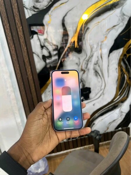 iPhone bleu déverrouillé