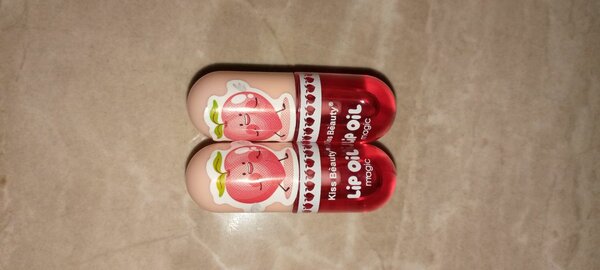Lip gloss