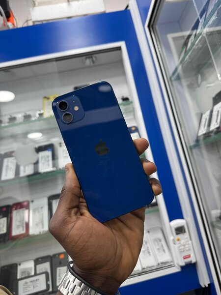 iPhone 12