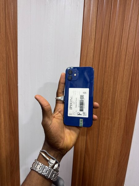 iPhone 12 bleu 64 Go déverrouillé