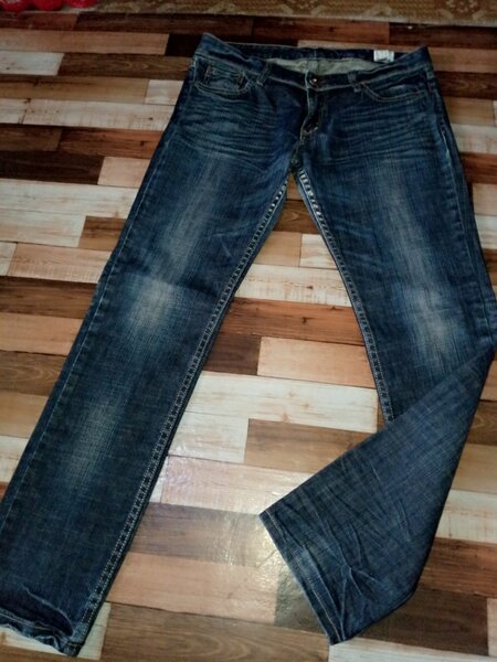 Ladies Thrift Jeans-Waist size 34