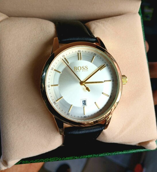 Montre Homme Boss élégante