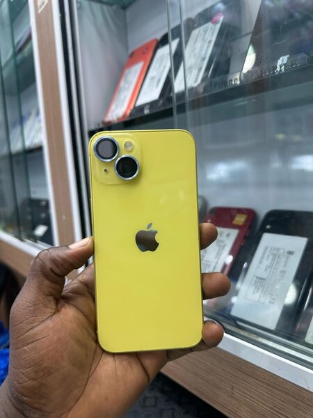 iPhone 14 simple