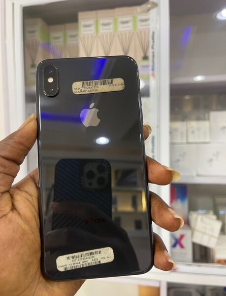 iPhone XS