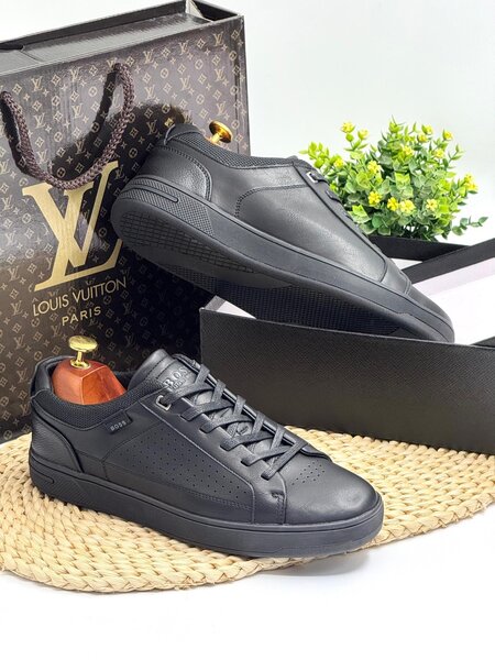 BOSS ALL BLACK