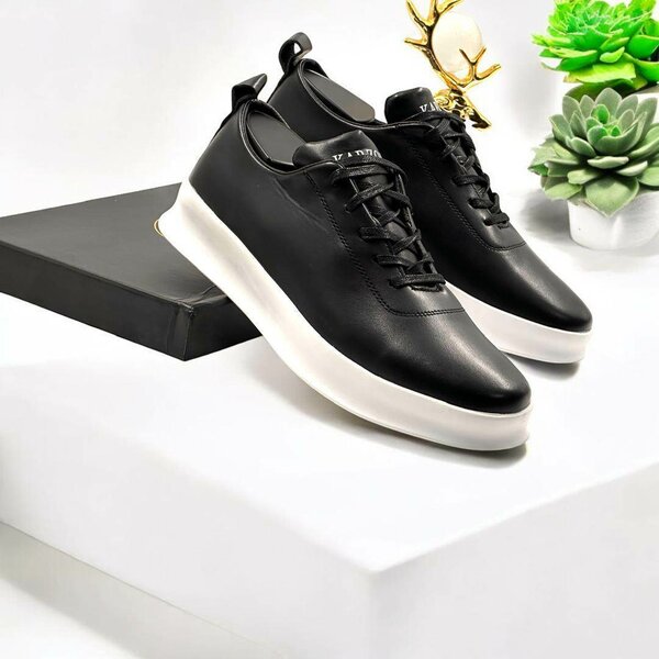 Fashion shoes