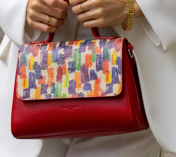 Sac en bandoulière Victor&Hugo en cuir Amalia couleur rouge