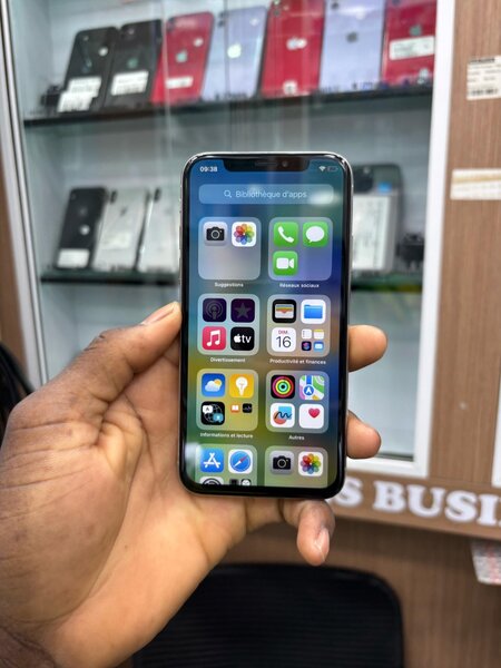 iPhone X
